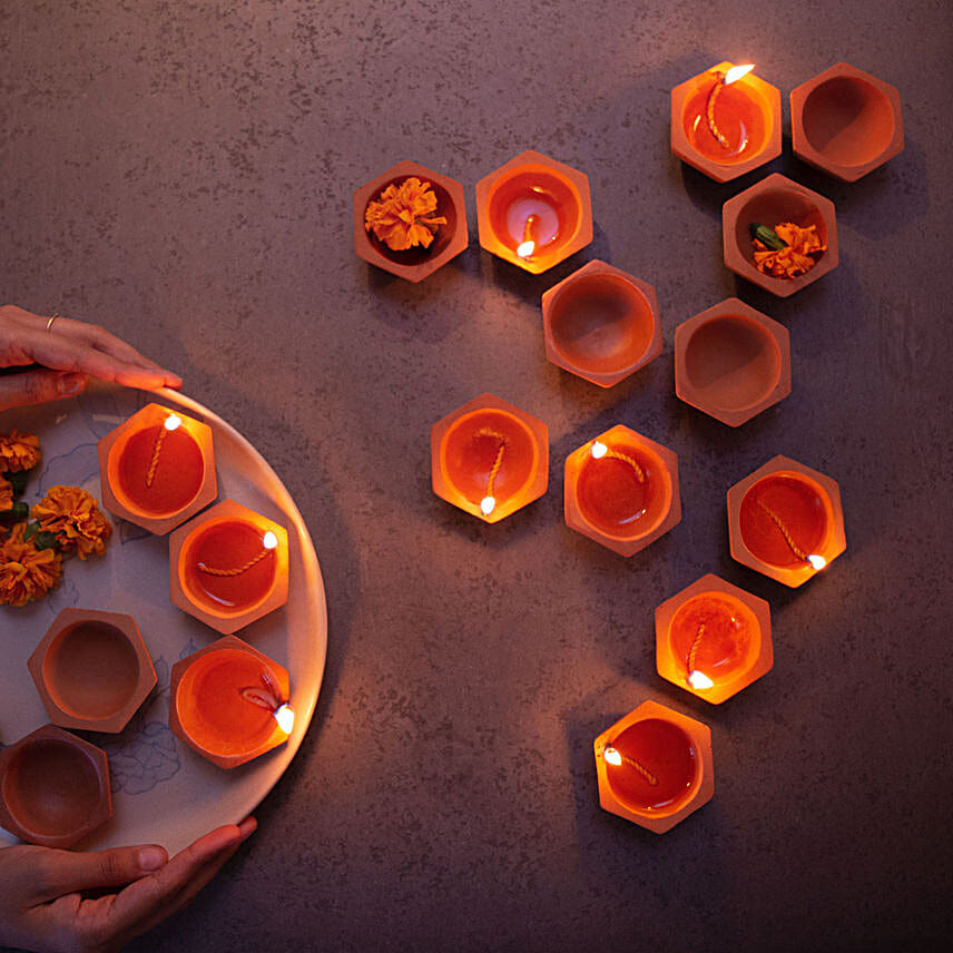 Ellementry Shathdeep Handmade Diya Set of 24