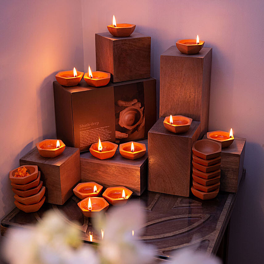 Ellementry Shathdeep Handmade Diya Set of 24
