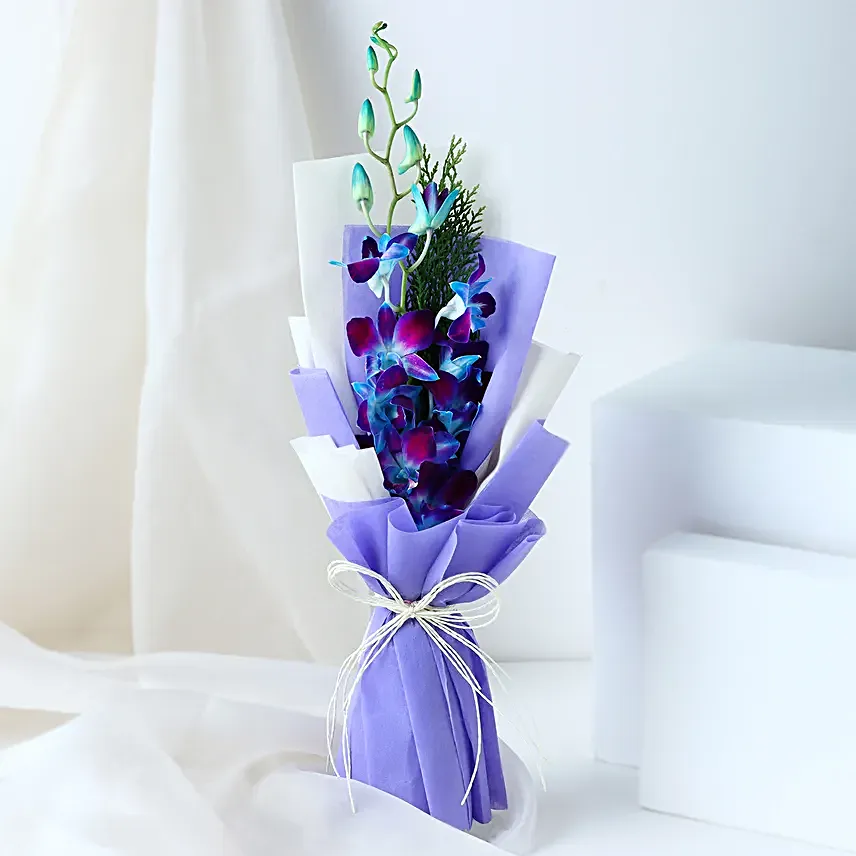 Enchanting Orchid Bouquet N Truffle Cake