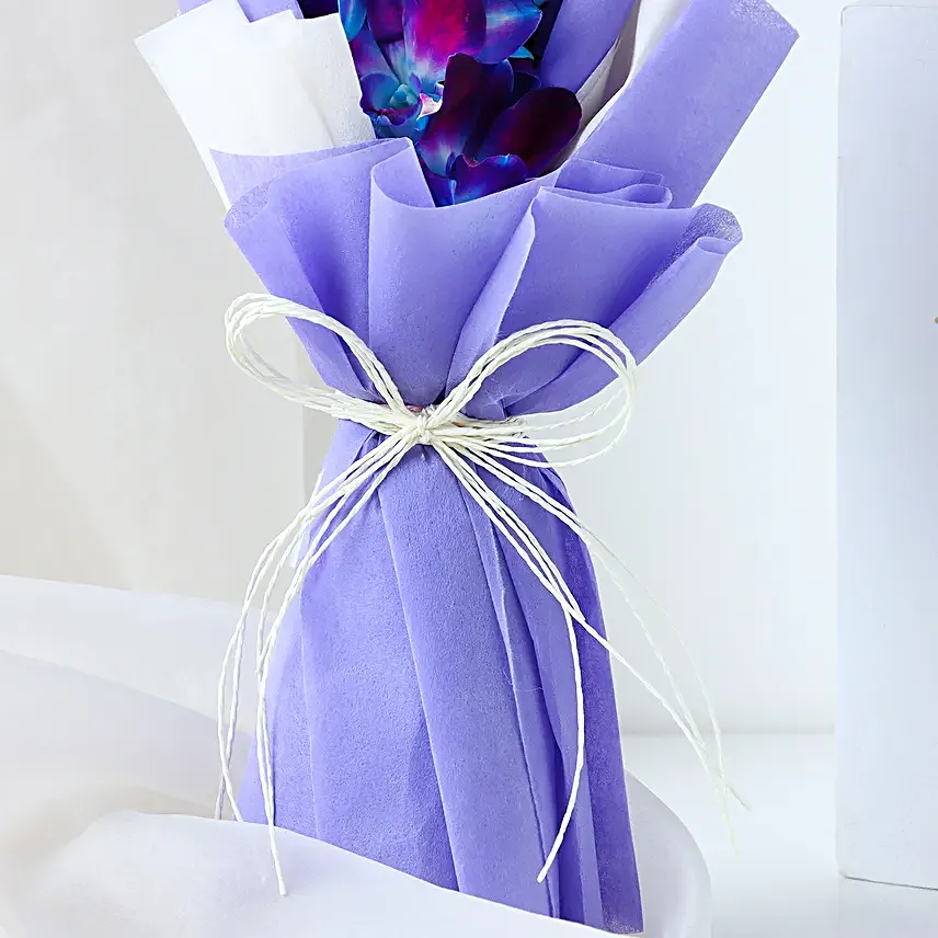Enchanting Orchid Bouquet N Truffle Cake