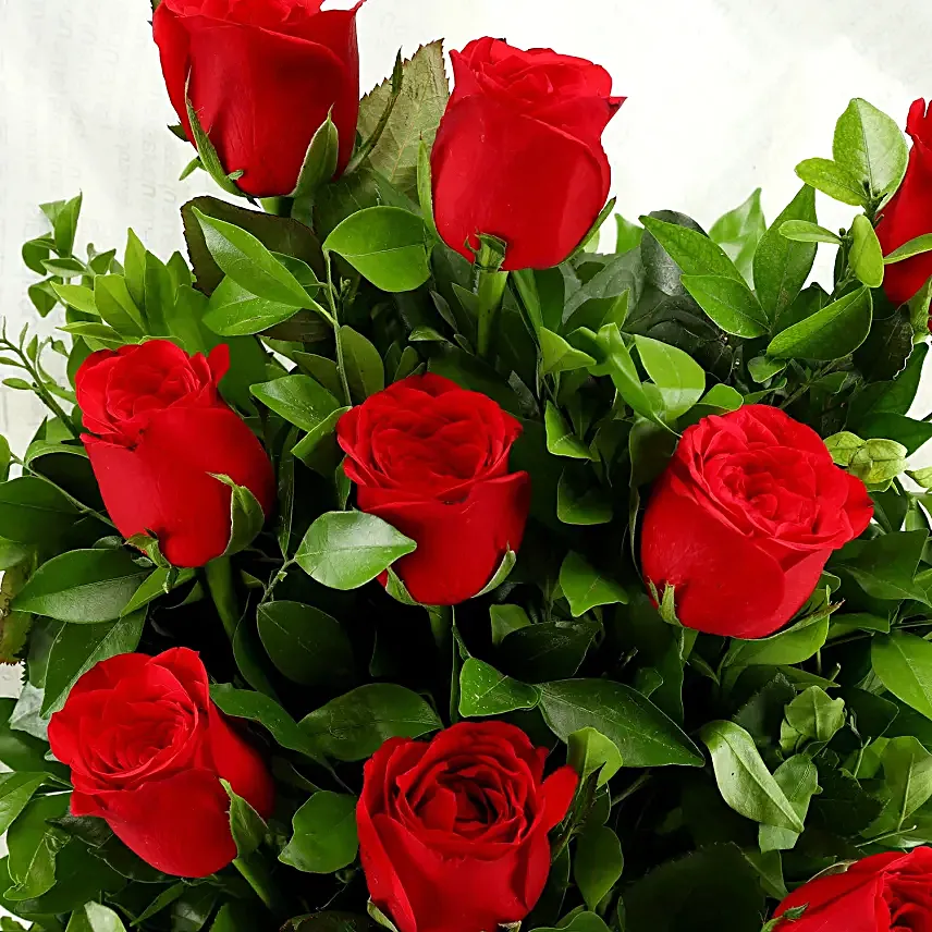 Enchanting Wishes Christmas Rose Bouquet