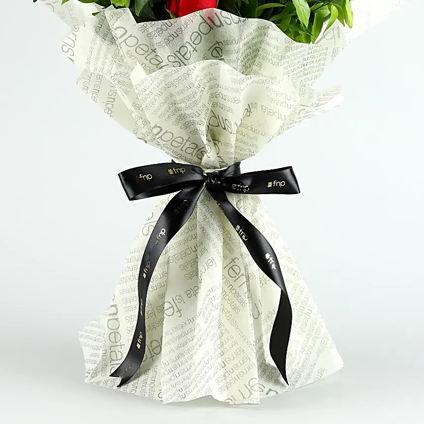 Enchanting Wishes Christmas Rose Bouquet