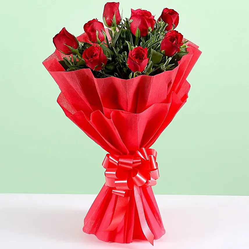Enigmatic 8 Red Roses