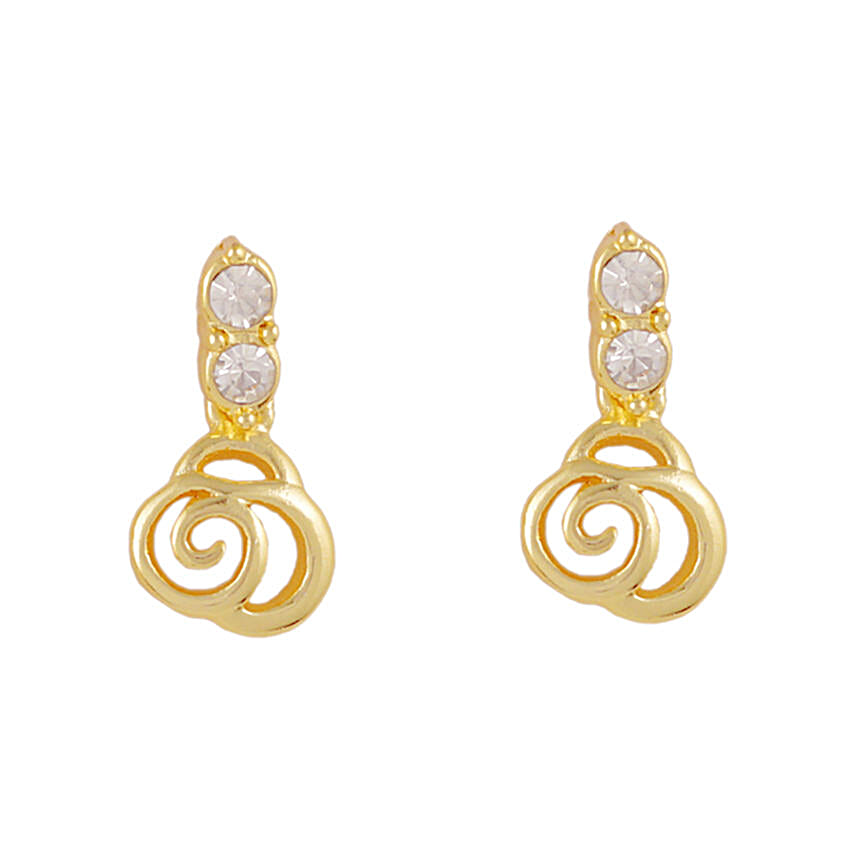 Golden neckpiece with earring