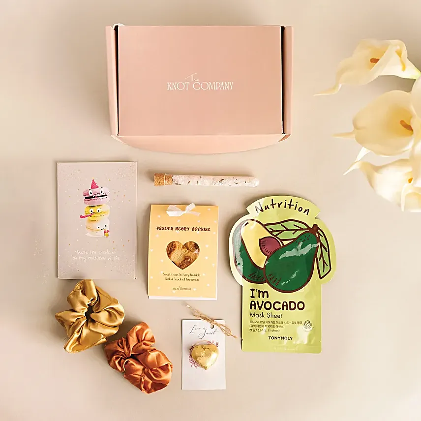 Essentials For Sweet Escape