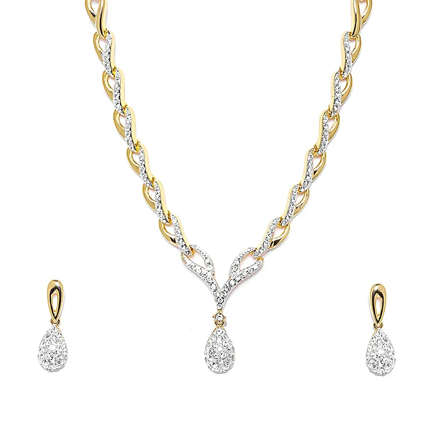 Estele American Diamond Pendant Necklace Set