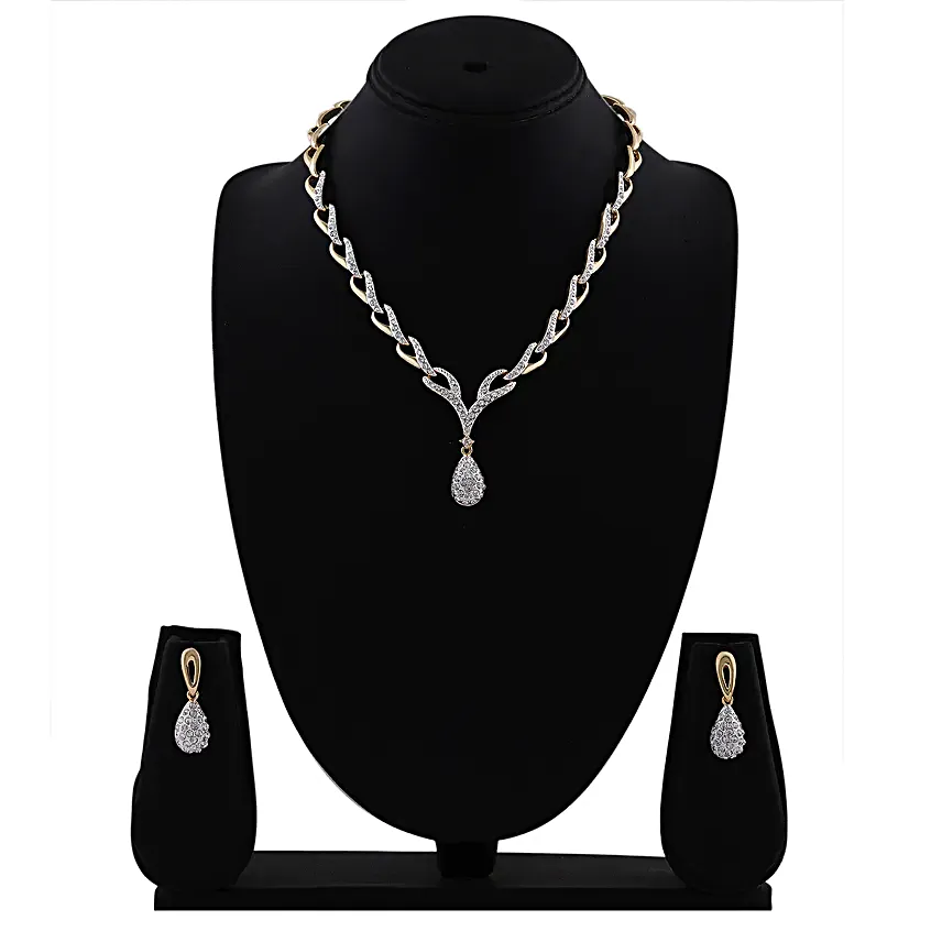 Estele American Diamond Pendant Necklace Set