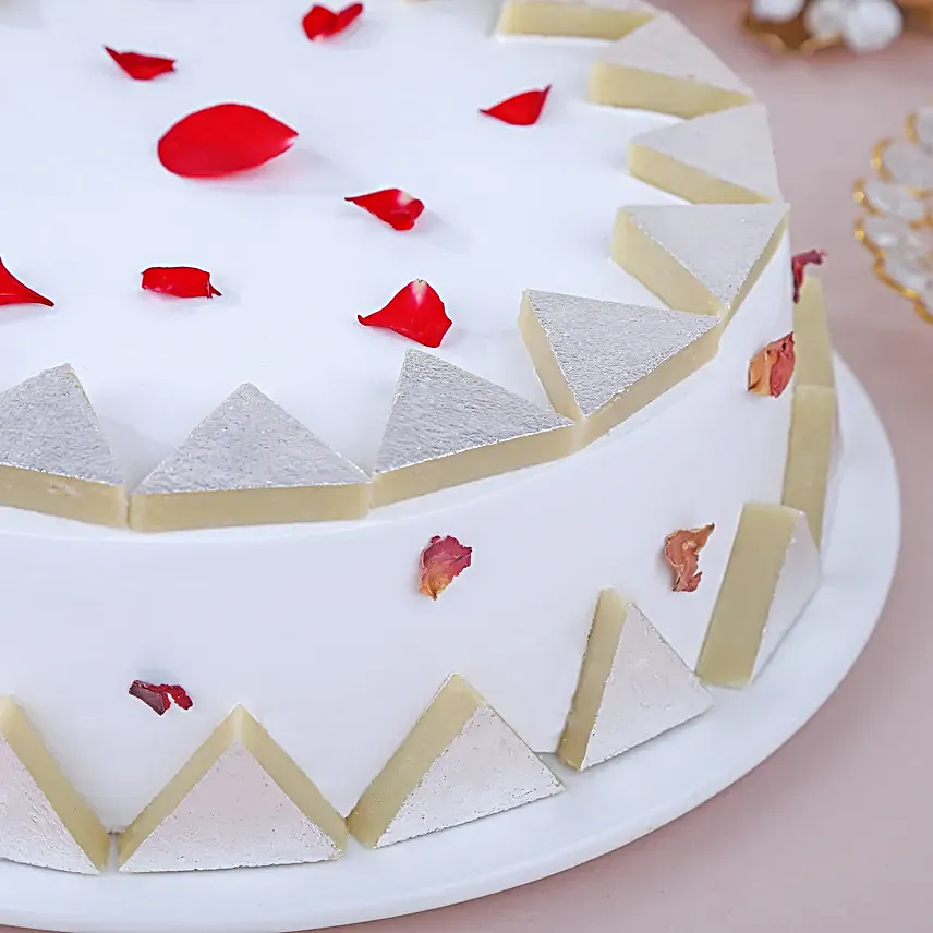 Festive Favourite Kaju Katli Cake 1Kg