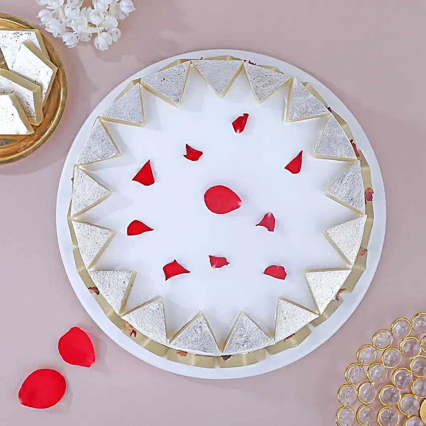 Festive Favourite Kaju Katli Cake 1Kg