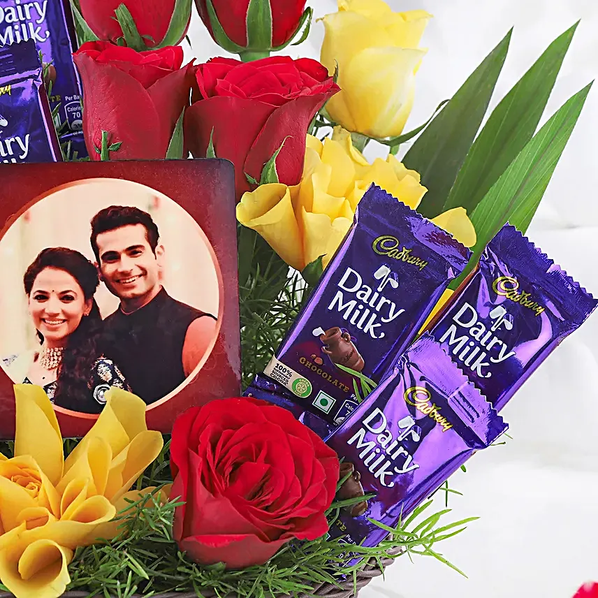 Online  Bouquet With Chocolates And Ganesha Table Top