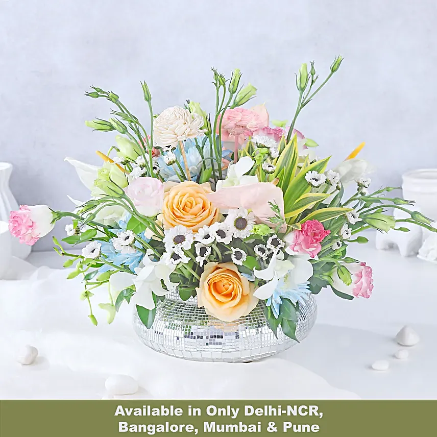 Flower Elegance in White and Pink