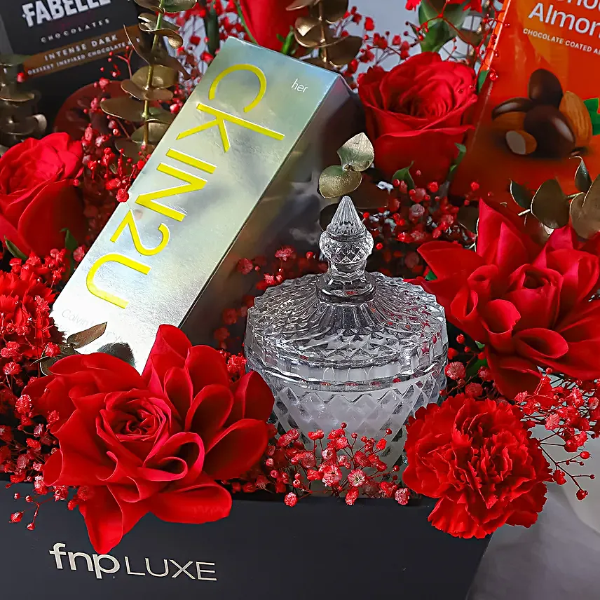 Fragrant Love Symphony Karwa Chauth Hamper