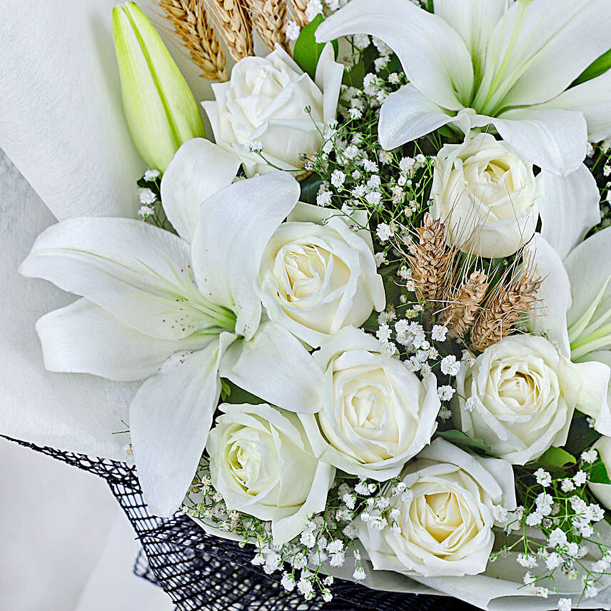 Fragrant Mix Of Lilies In Fishbowl Vases