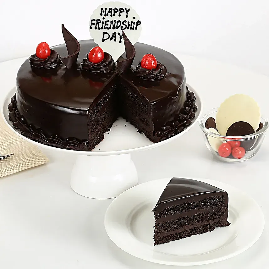 Yummy Cakes For Friendship Day 2018