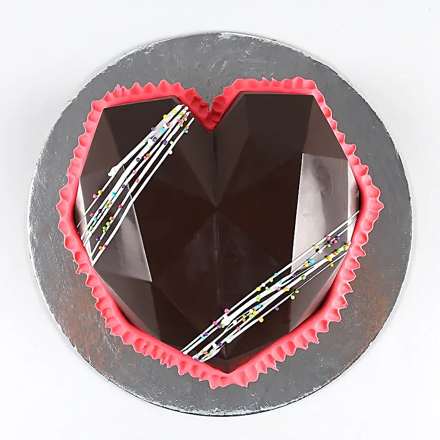 Gems Filled Heart Shaped Pinata Cake 1 Kg