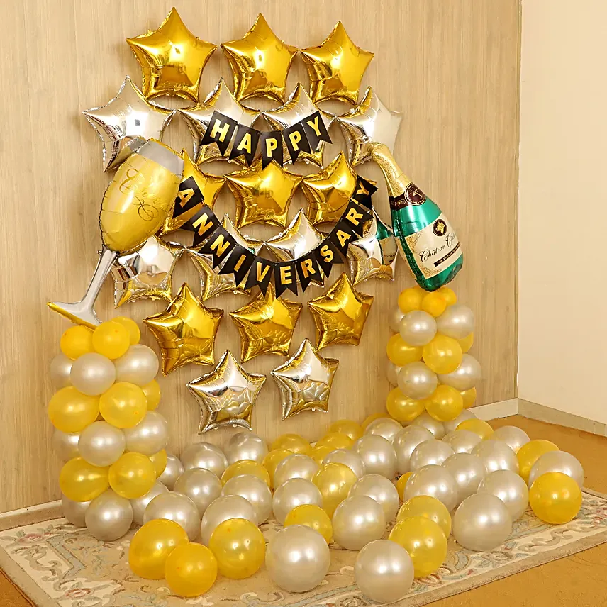 Gold Silver Anniversary Décor