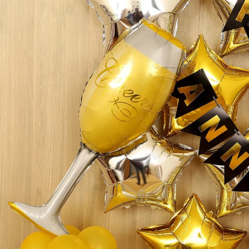 Gold Silver Anniversary Décor