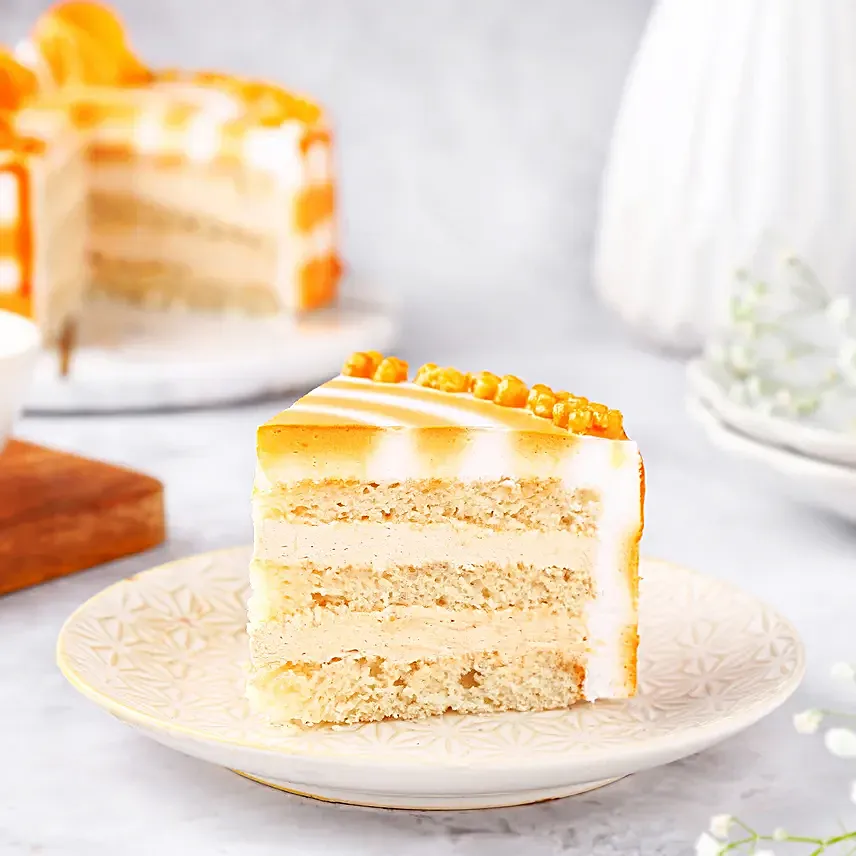 Golden Glow Butterscotch Cake Half Kg