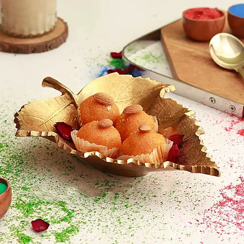 Golden Maple Elegance Tray