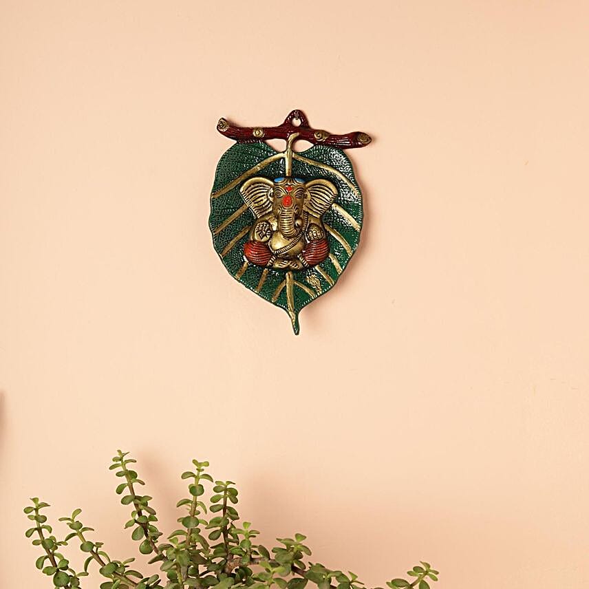 Green Leaf Ganesha Idol