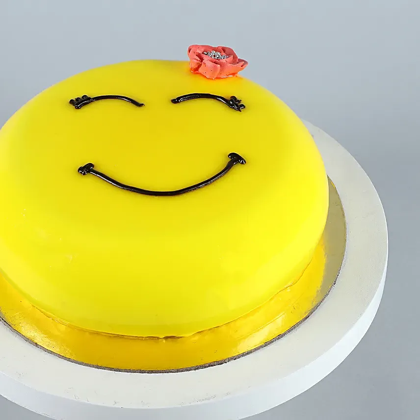 Happy Emoji Pineapple Cake Half Kg