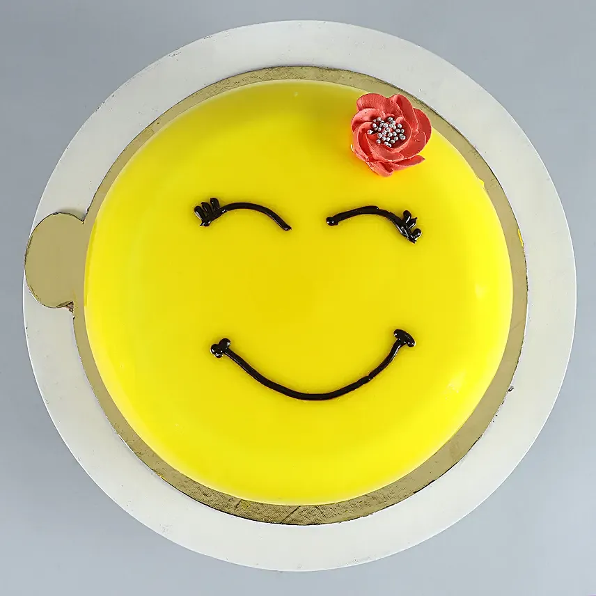 Happy Emoji Pineapple Cake Half Kg