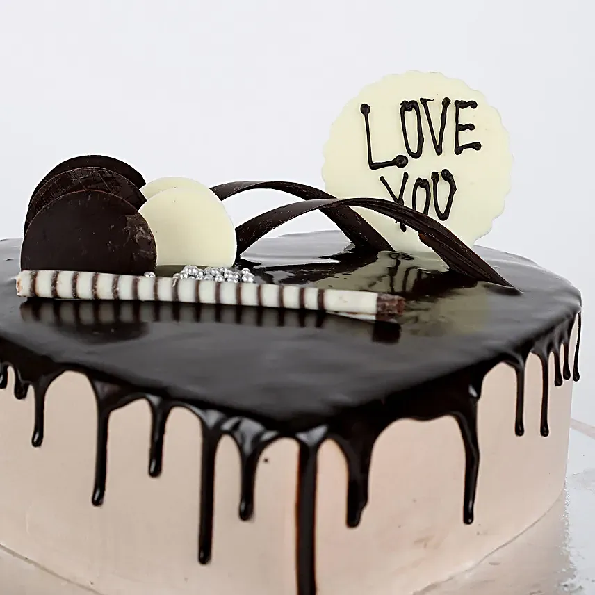 Online creamy Heart shape cake