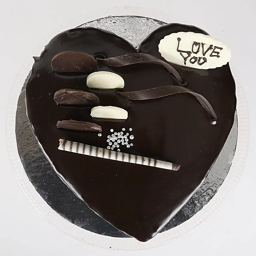 Online creamy Heart shape cake