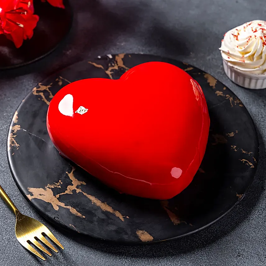Heart Shaped Valentines Cake 500gm