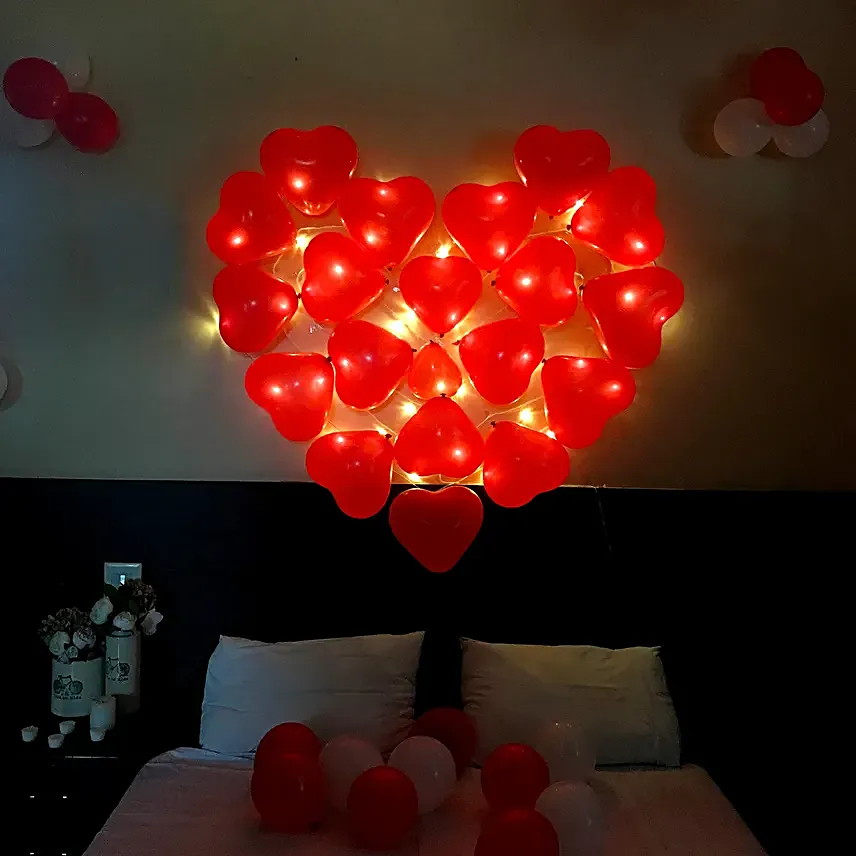 Balloon Room Decoration Online
