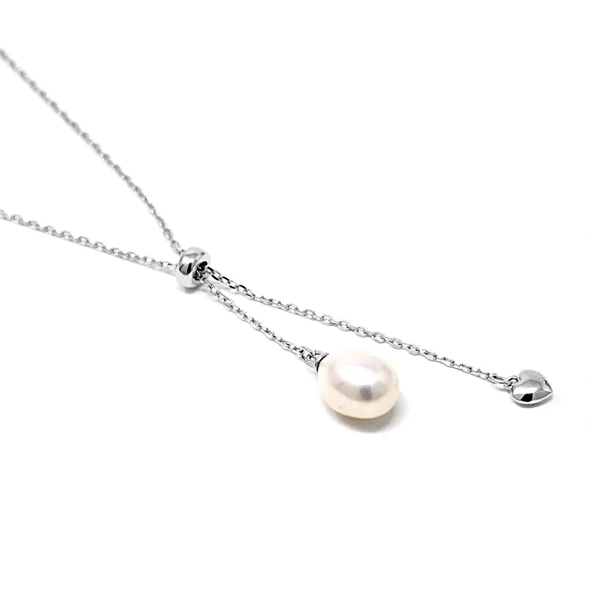Hearty Pearl Drawstring Necklace
