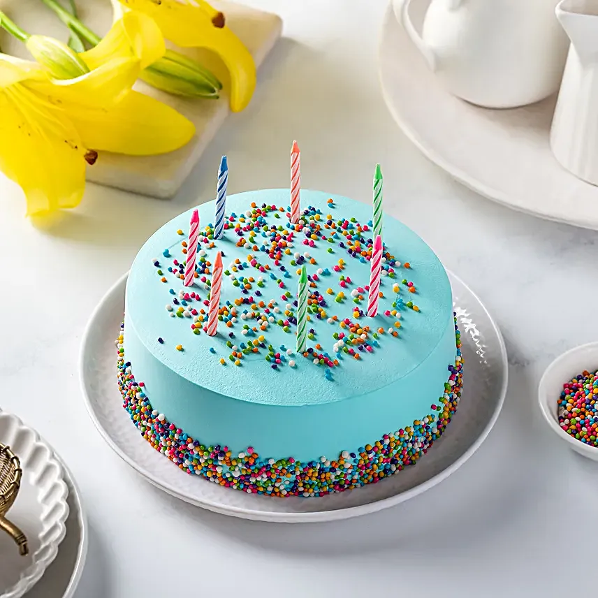 Heavenly Vanilla Cream Cake- Half Kg