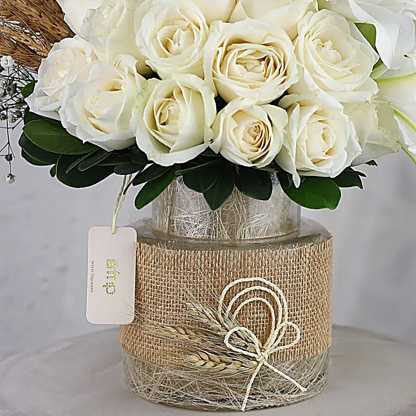 Heavenly White Flowers Arrangement
