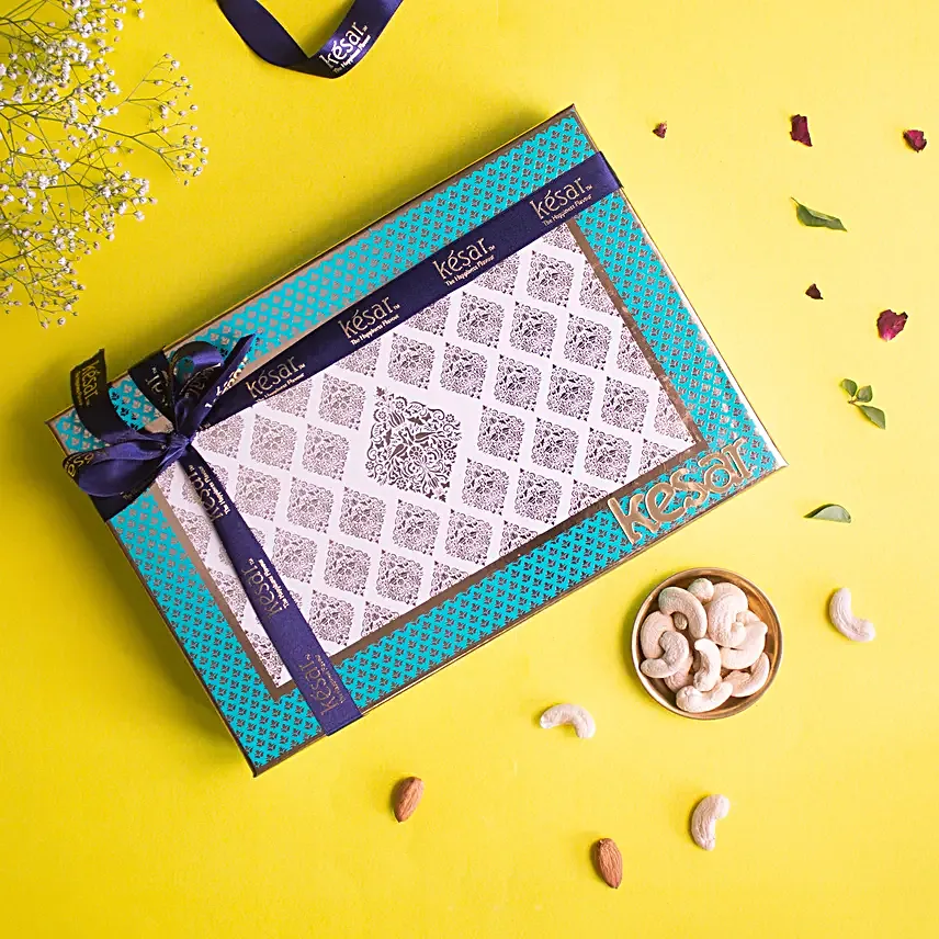 Kaju Infused Birthday Sweet Box