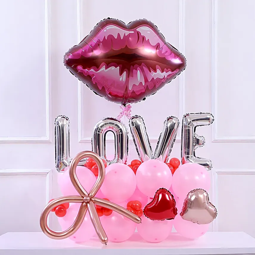 Kiss of Love Balloon Arrangement