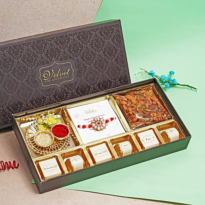 Kundan Rakhi N Assorted Sweetness