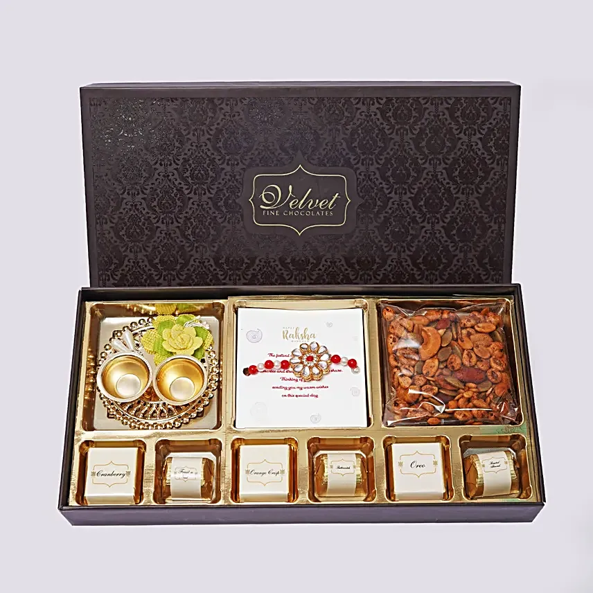 Kundan Rakhi N Assorted Sweetness