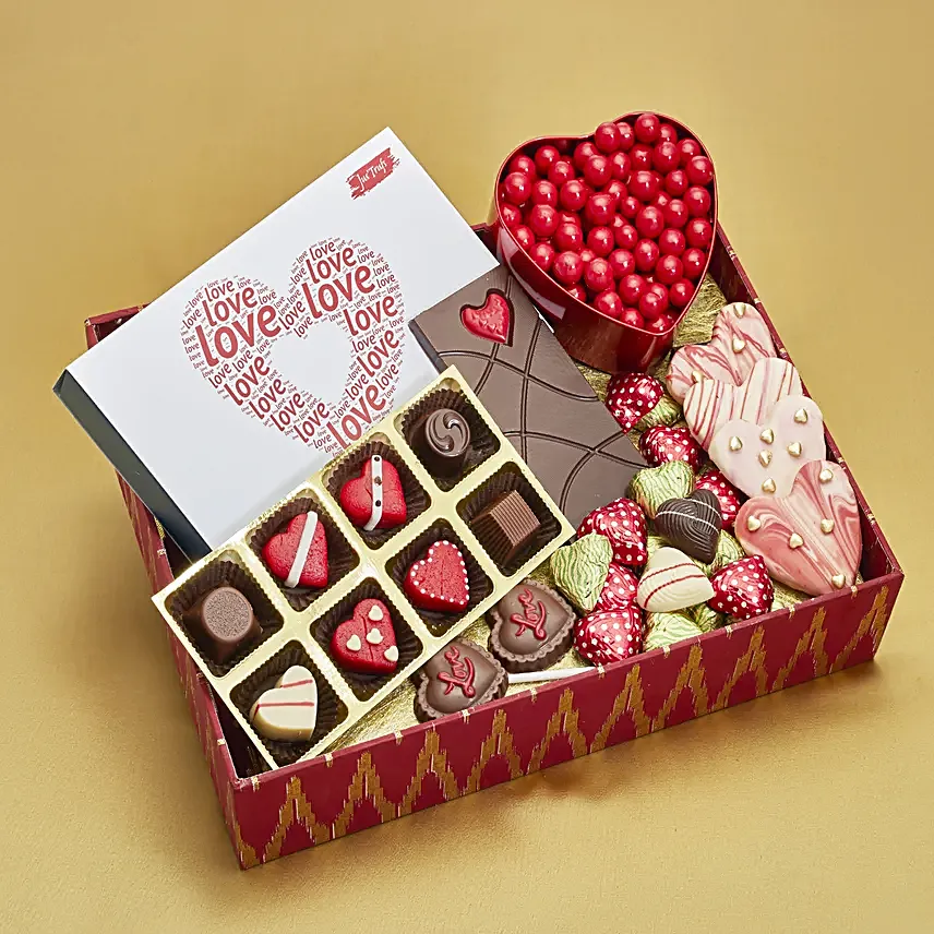 Love Struck Chocolates Medley Hamper
