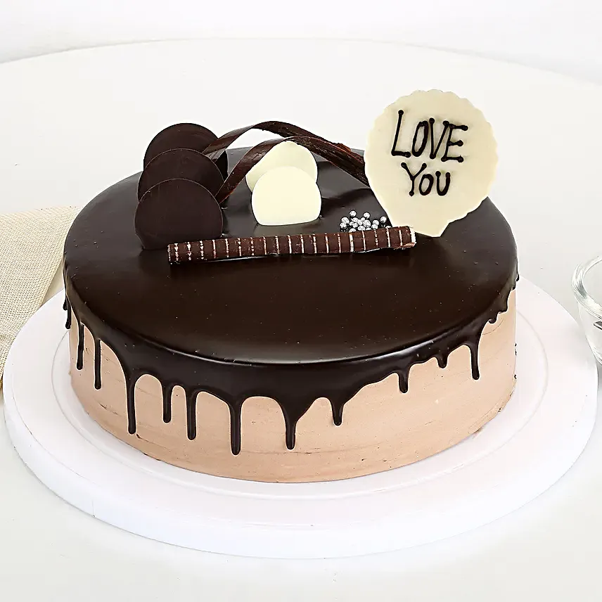 Love You Valentine Chocolate Cake Half Kg 