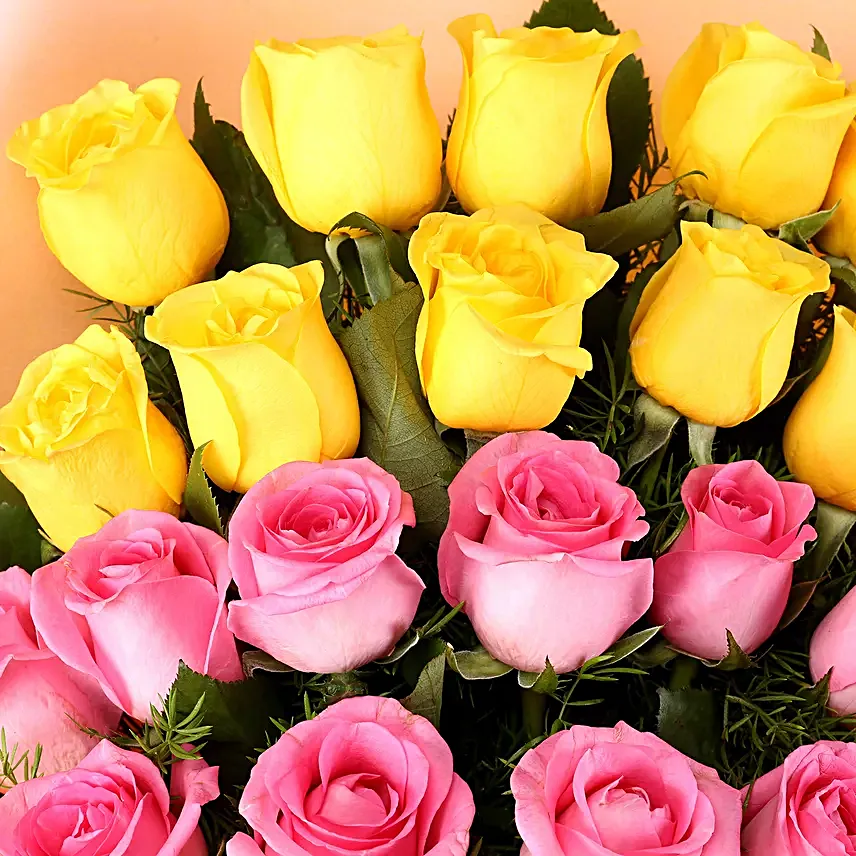 Lovely Roses Bouquet & Pineapple Cake Combo