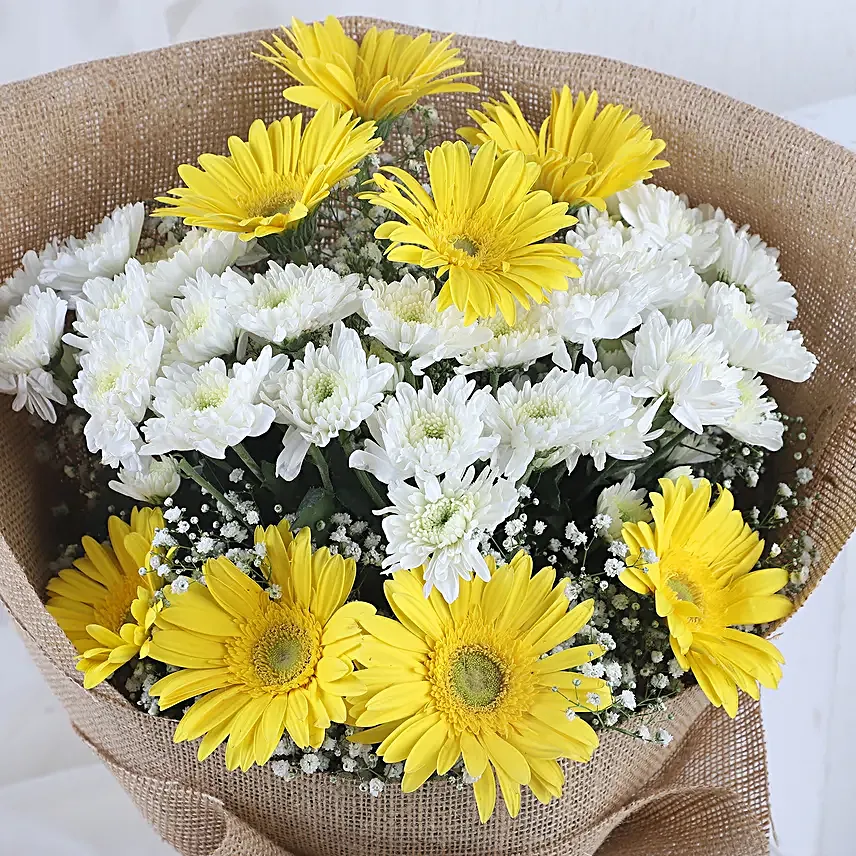 Lovely Yellow White Flowers Jute Bouquet