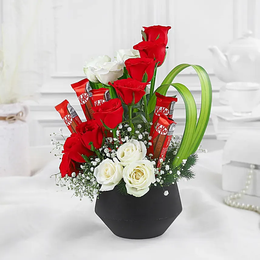 Loves Elegance Red Velvet Delight Cake N Red Roses Ensemble
