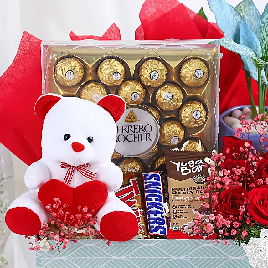 Loves Sweet Murmur Valentine Gift Tray