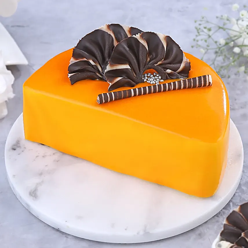 Luscious Vanilla Eggless Cake 1 Kg