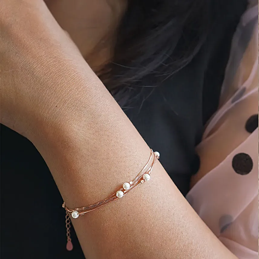 Lustrous Pearl Stack