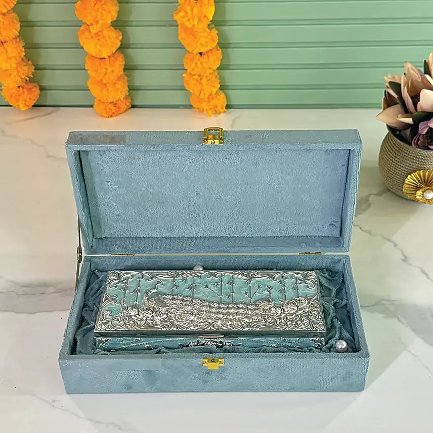 Luxurious Dry Fruit Box