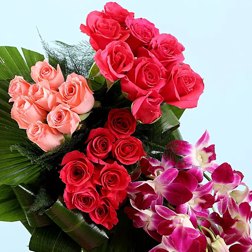 Online Gorgeous Flower Bouquet Arrangement