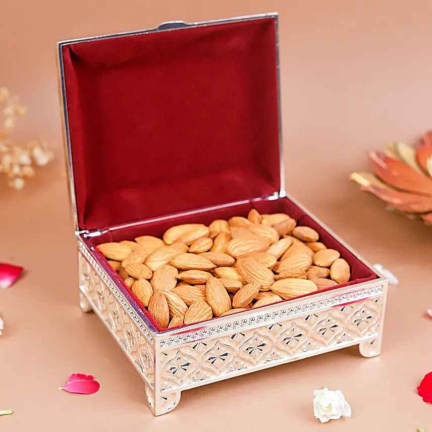 Luxury Almond Trunket