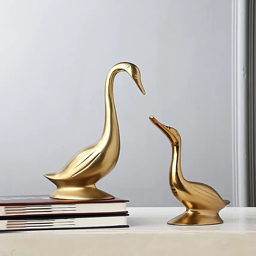 Majestic Swan Harmony