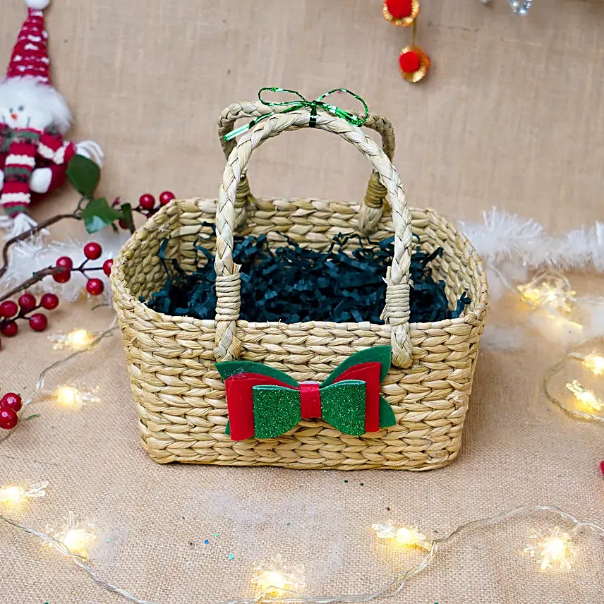 Merry Moments Personalised Gift Basket